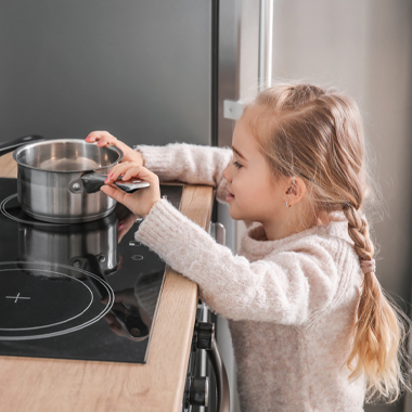 Осторожно! Дети на кухне